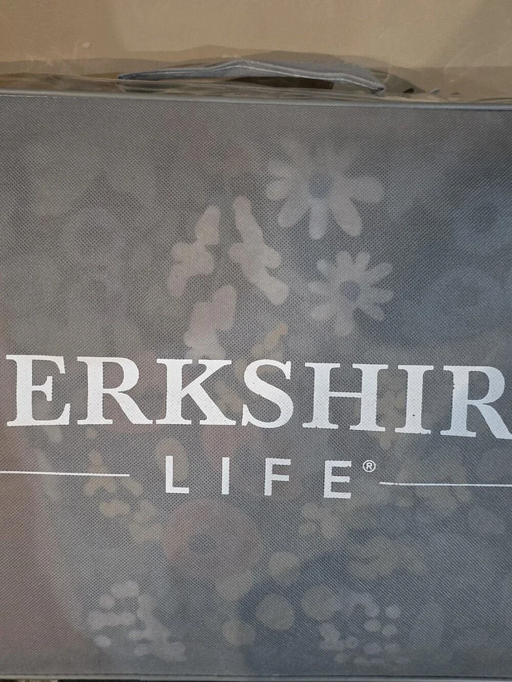 Berkshire Floral-Print Reversible Blanket in Navy, Yellow, Green